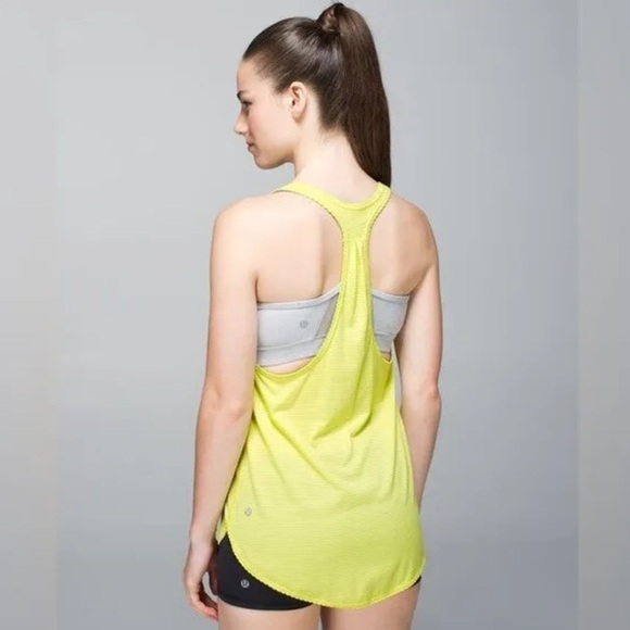lululemon 105 F Singlet Yellow Tank Top - Picture 1 of 6
